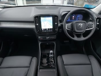 Used Volvo XC40 2025 for sale - 79586362: Photo
