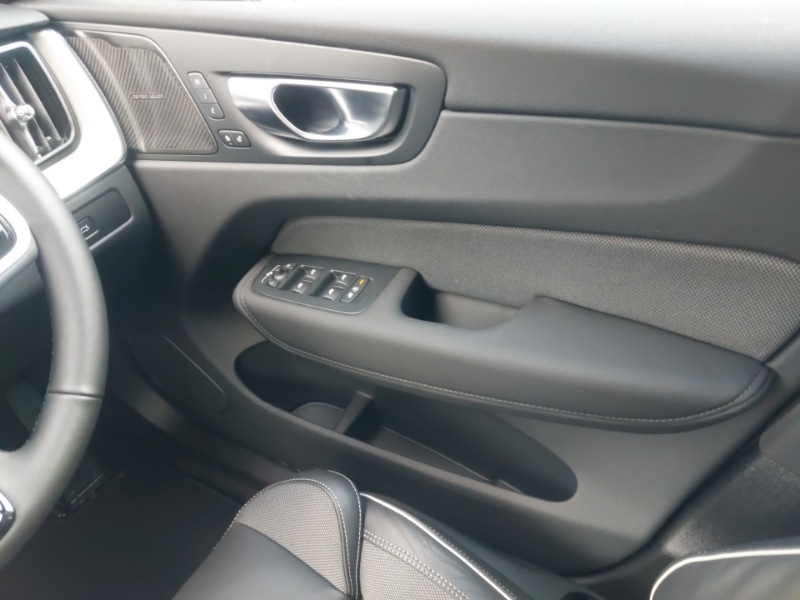 Used Volvo XC60 2025 for sale - 77448537: Photo 10