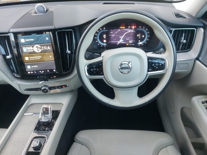 Used Volvo XC60 2022 for sale - 77024591: Photo 7