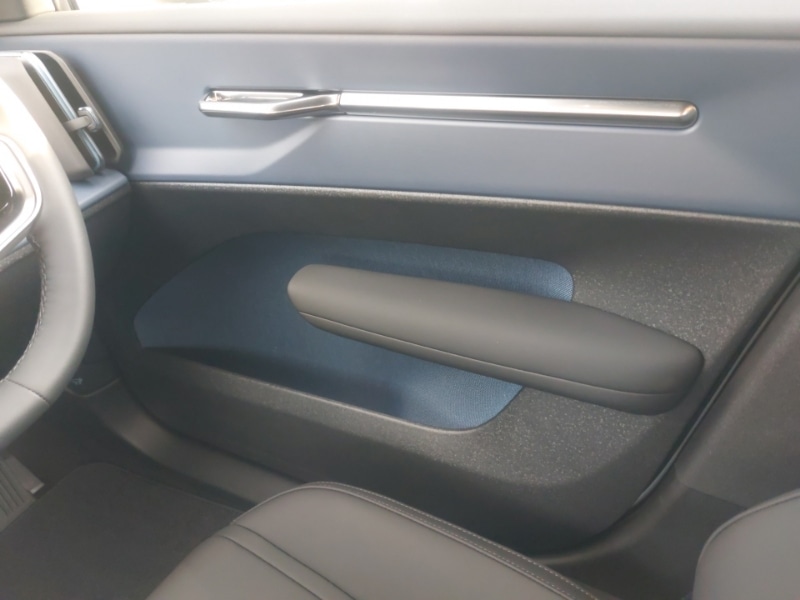 Used Volvo EX30 2025 for sale - 76282219: Photo 10