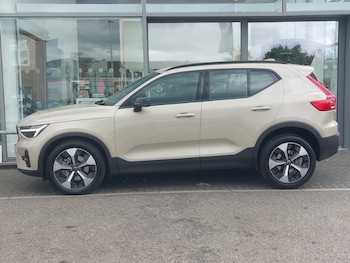 Used Volvo XC40 2024 for sale - 75909527: Photo
