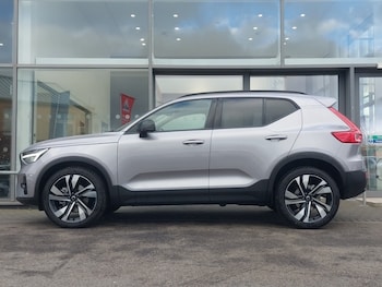 Used Volvo XC40 2025 for sale - 77448519: Photo