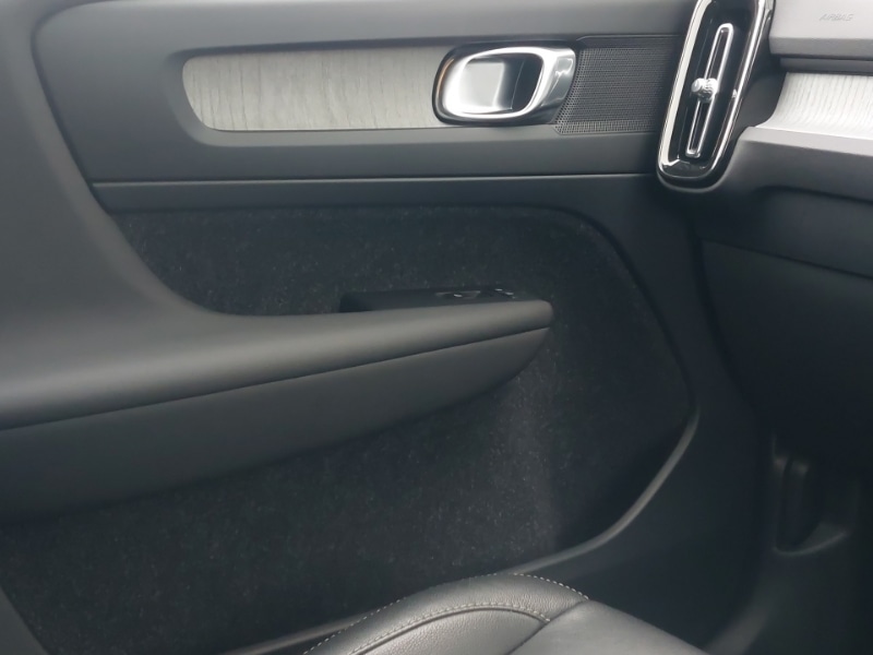 Used Volvo XC40 2018 for sale - 76403545: Photo 11