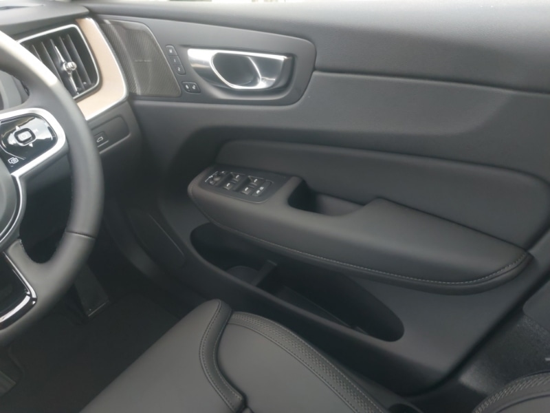 Used Volvo XC60 2025 for sale - 77644340: Photo 10