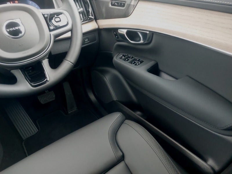 Used Volvo XC90 2025 for sale - 77150316: Photo 10