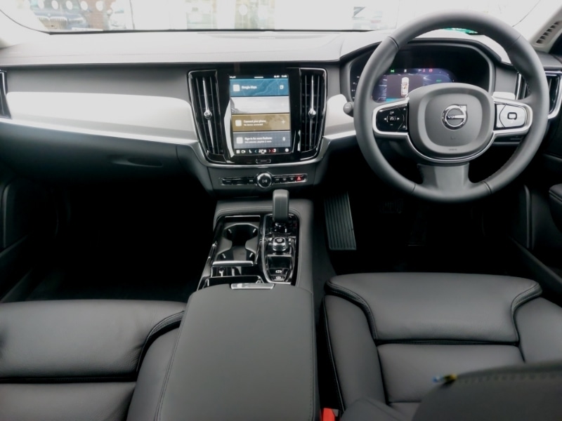 Used Volvo V90 2025 for sale - 77410007: Photo 2