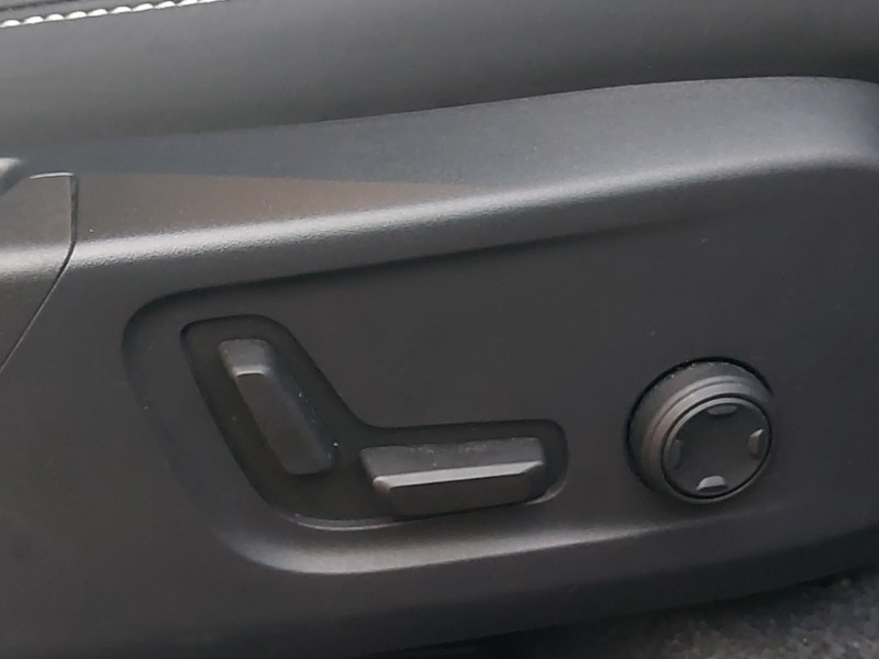 Used Volvo XC40 2024 for sale - 76506979: Photo 15