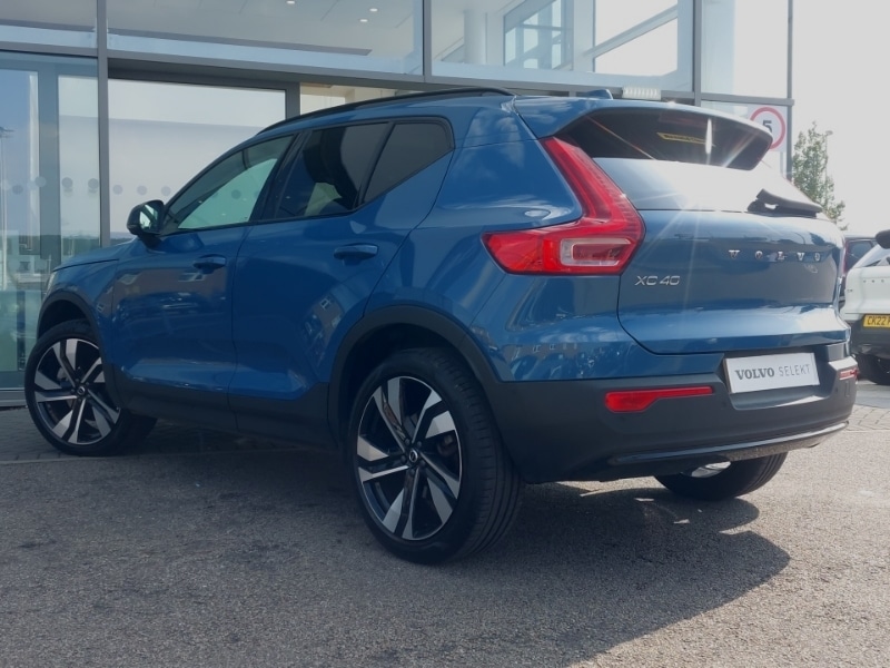 Used Volvo XC40 2024 for sale - 76602619: Photo 3