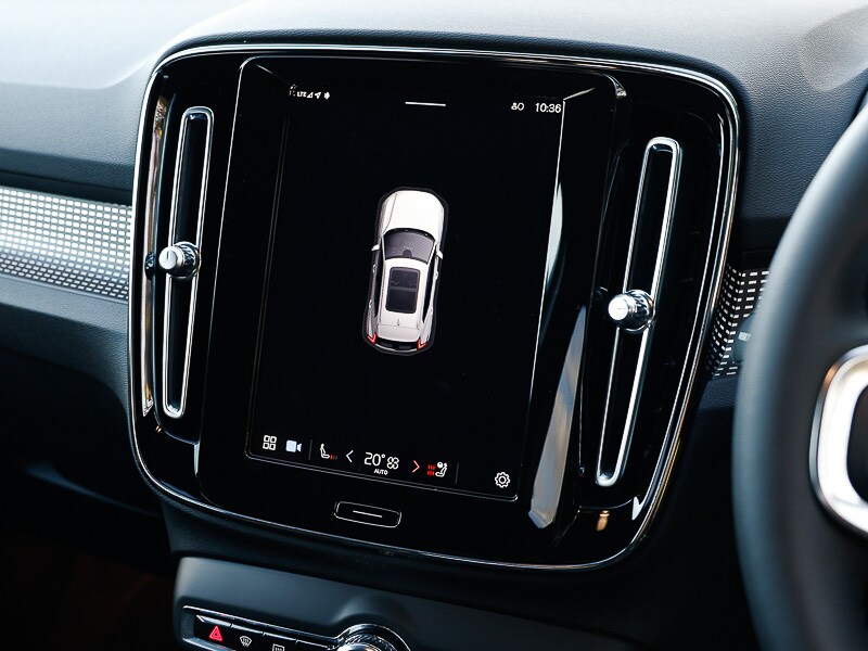 Used Volvo XC40 2025 for sale - 76199377: Photo 17