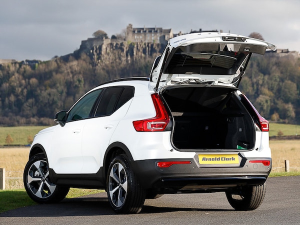 Used Volvo XC40 2025 for sale - 76199377: Photo 3