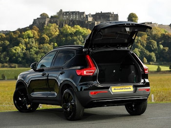 Used Volvo XC40 2025 for sale - 76199165: Photo