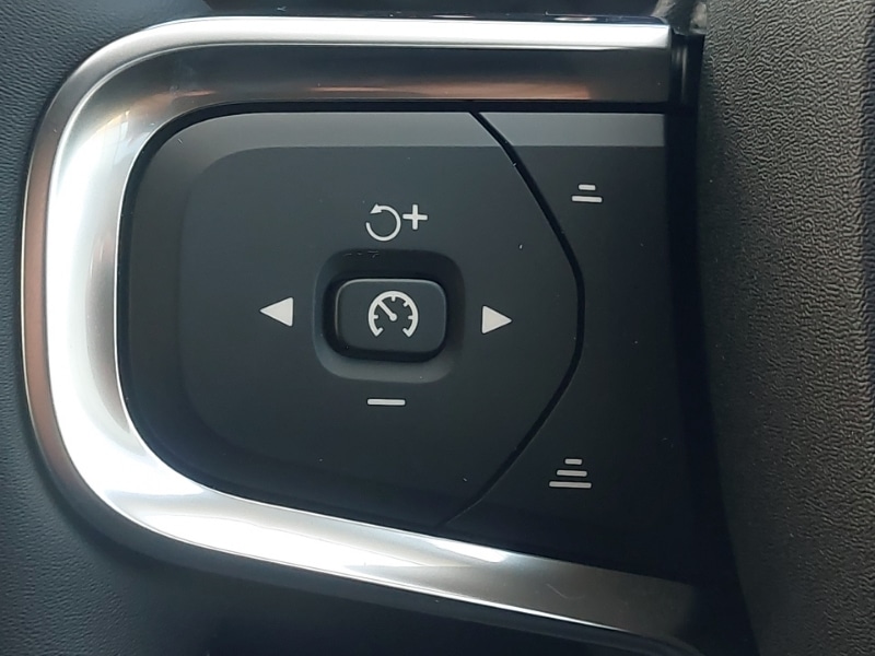 Used Volvo XC40 2025 for sale - 77324912: Photo 16