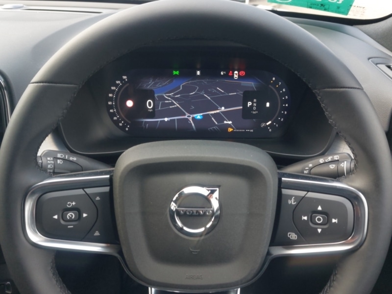 Used Volvo XC40 2025 for sale - 77874332: Photo 19