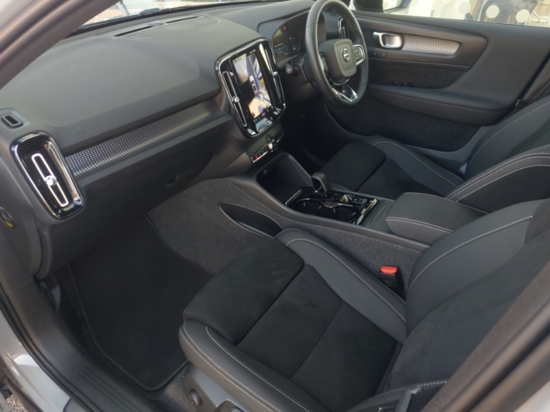 Used Volvo XC40 2023 for sale - 78147194: Photo 5