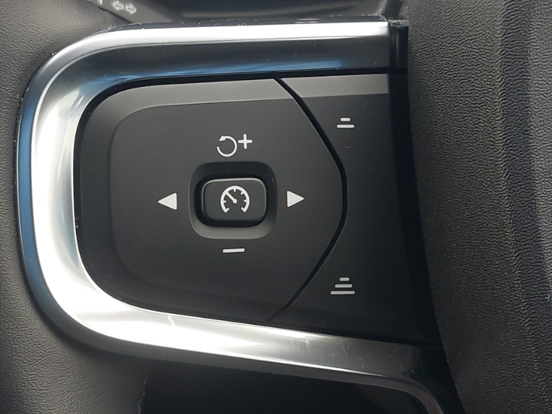 Used Volvo XC40 2024 for sale - 76375220: Photo 16