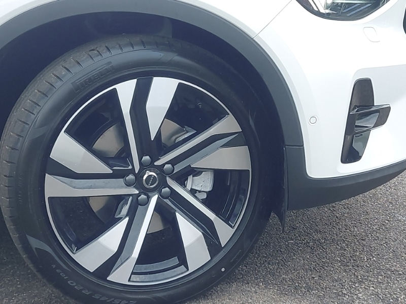 Used Volvo XC40 2025 for sale - 77433550: Photo 9