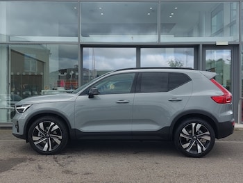 Used Volvo XC40 2025 for sale - 79470064: Photo