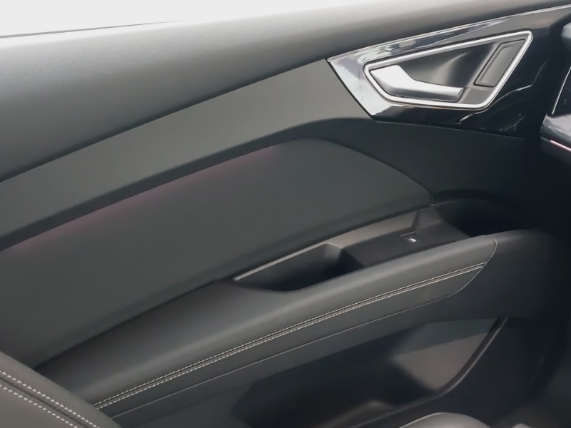 Used Audi Q4 e-tron 2024 for sale - 76221382: Photo 11