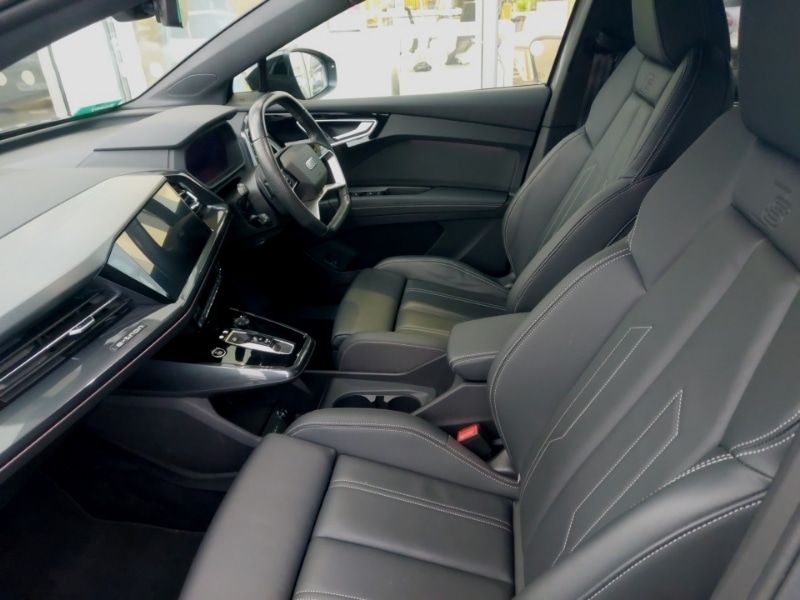 Used Audi Q4 e-tron 2024 for sale - 76221382: Photo 5