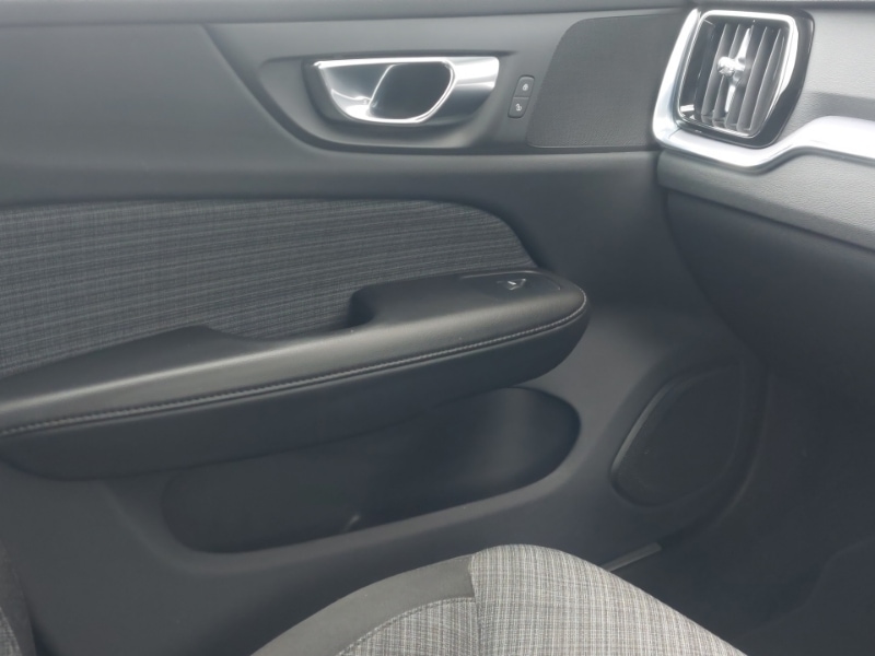 Used Volvo V60 2022 for sale - 76053664: Photo 11