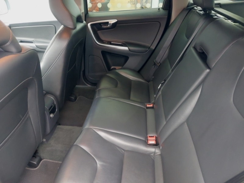 Used Volvo XC60 2017 for sale - 76369782: Photo 6