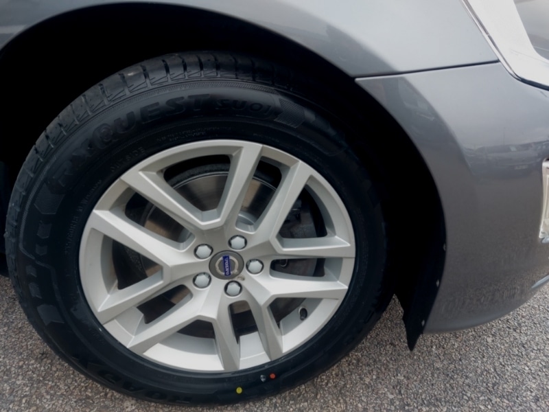 Used Volvo XC60 2017 for sale - 76369782: Photo 9