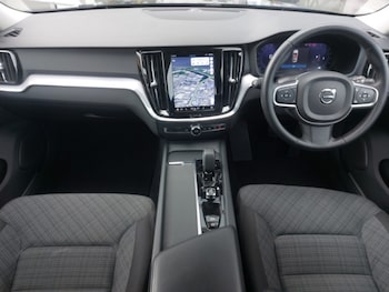 Used Volvo V60 2023 for sale - 75185109: Photo