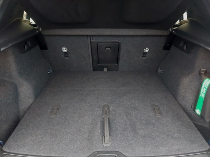 Used Volvo XC40 2024 for sale - 76375221: Photo 8