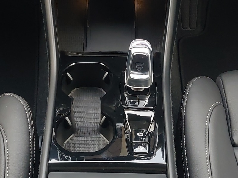 Used Volvo XC40 2025 for sale - 78079821: Photo 13