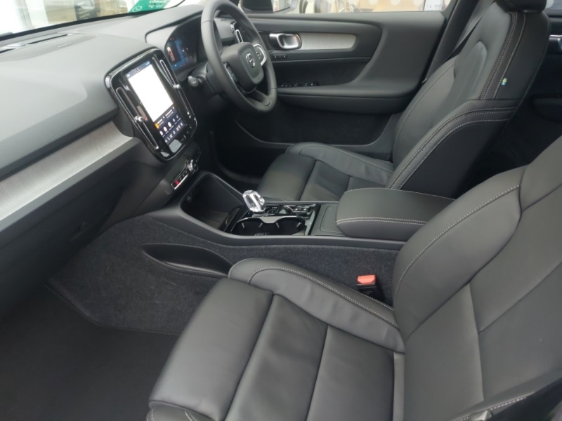 Used Volvo XC40 2025 for sale - 78079821: Photo 5