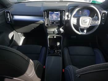 Used Volvo XC40 2026 for sale - 79857916: Photo