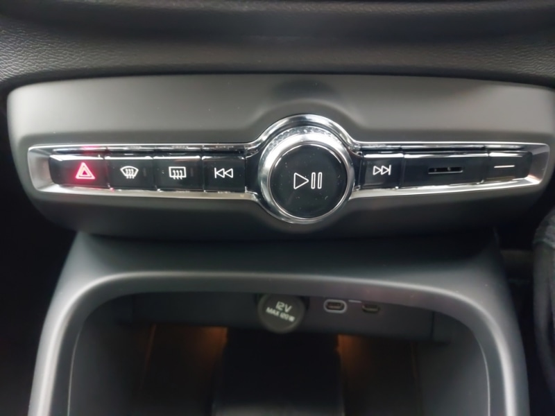 Used Volvo XC40 2025 for sale - 77410008: Photo 13