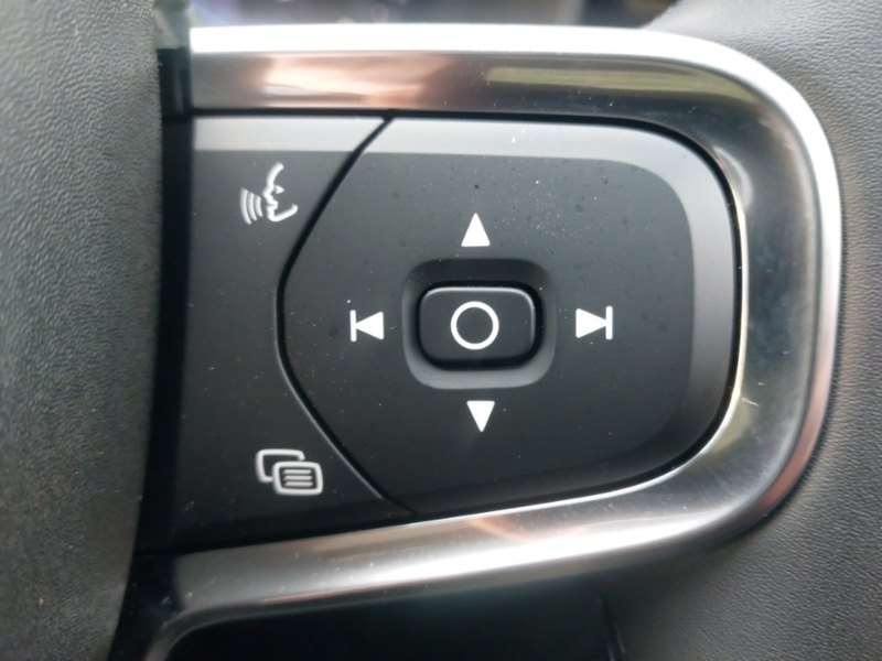 Used Volvo XC40 2025 for sale - 77410008: Photo 16