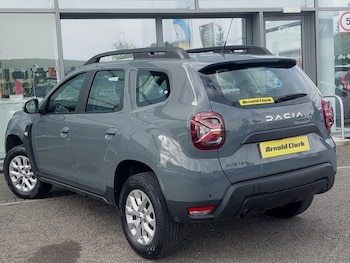 Used Dacia Duster 2023 for sale - 79195527: Photo