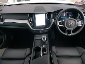 Used Volvo XC60 2024 for sale - 76465382: Photo