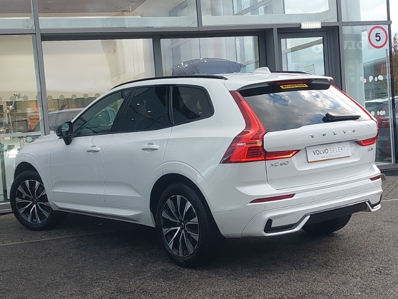 Used Volvo XC60 2024 for sale - 76465382: Photo 3