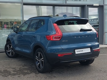 Used Volvo XC40 2023 for sale - 76121042: Photo 3