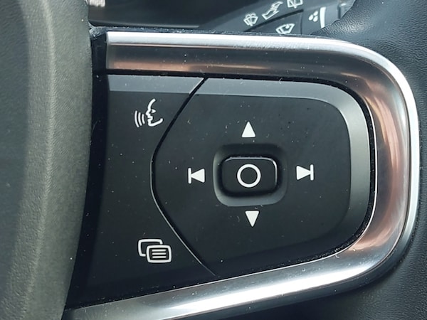 Used Volvo XC40 2022 for sale - 75526210: Photo 15