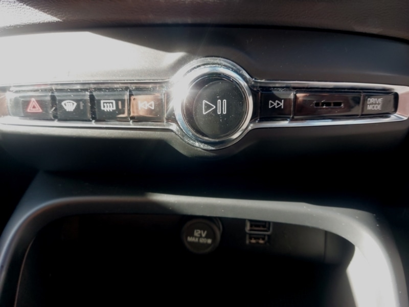 Used Volvo XC40 2021 for sale - 75989129: Photo 13