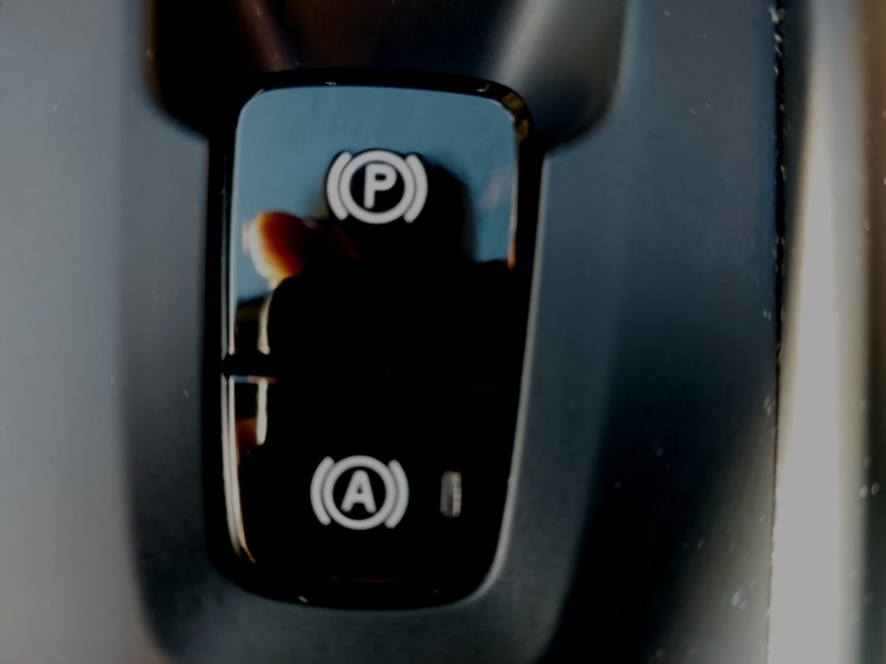 Used Volvo XC40 2021 for sale - 75989129: Photo 14