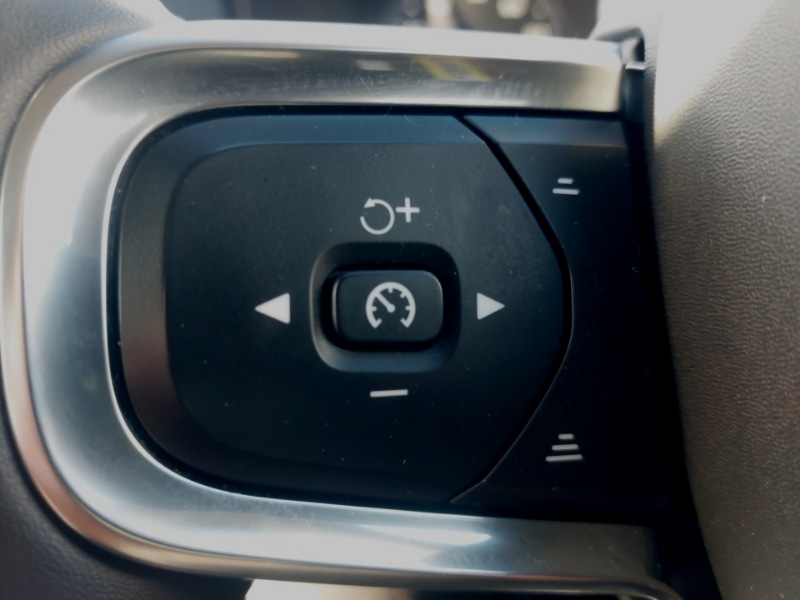 Used Volvo XC40 2021 for sale - 75989129: Photo 18