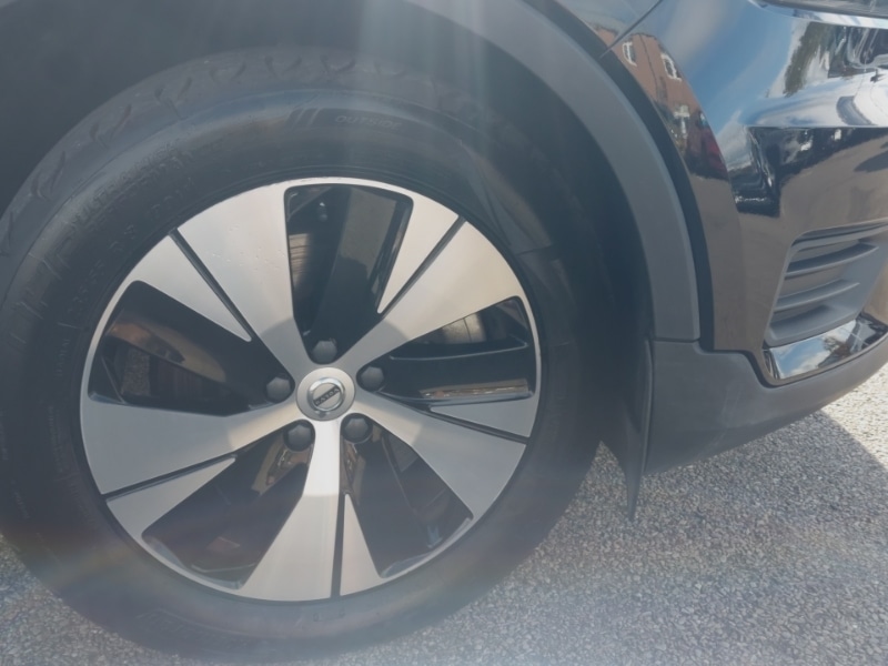 Used Volvo XC40 2021 for sale - 75989129: Photo 9