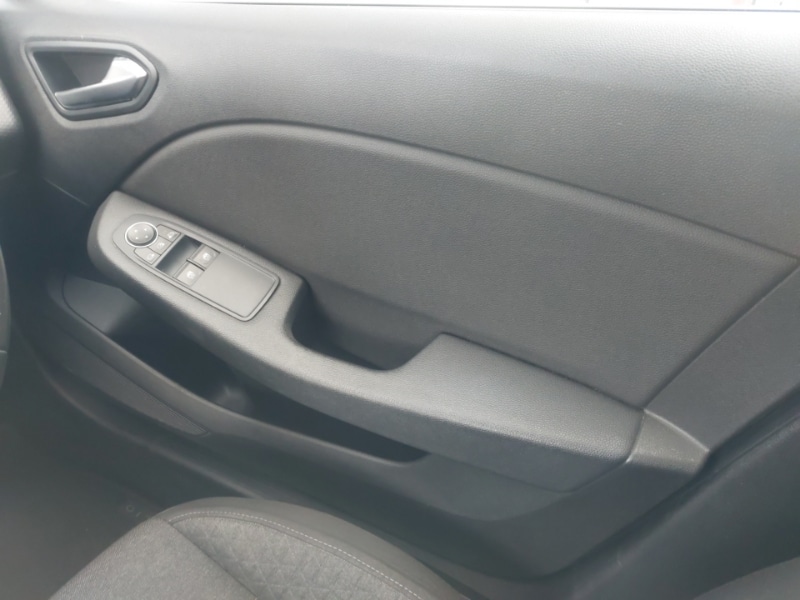 Used Renault Clio 2020 for sale - 76842749: Photo 10