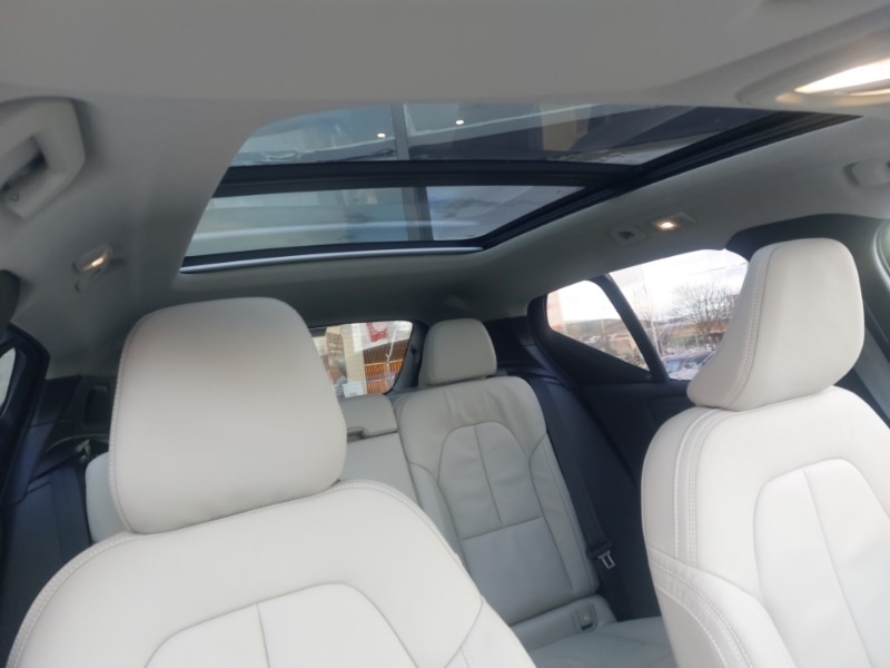 Used Volvo XC40 2025 for sale - 77141685: Photo 12