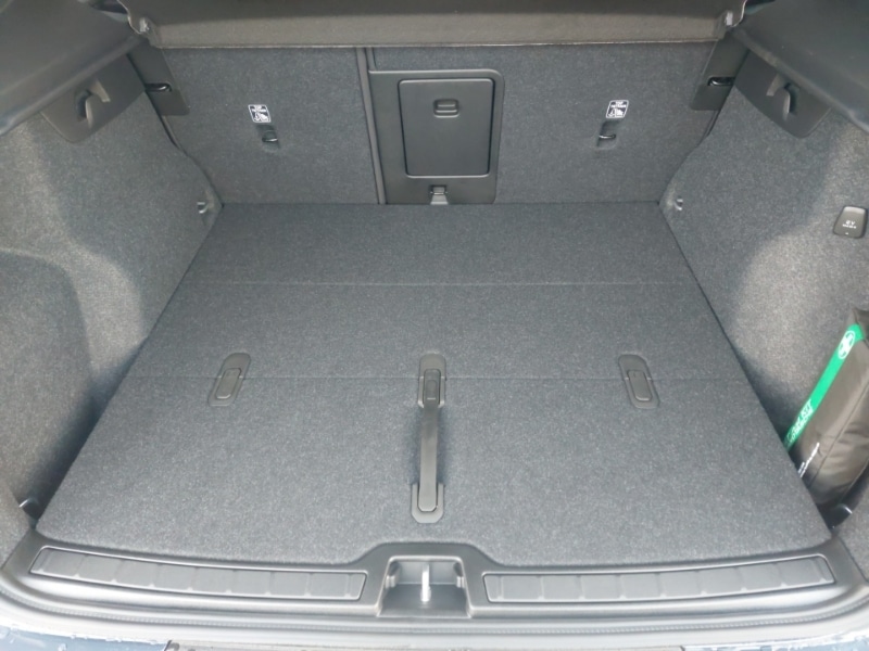 Used Volvo XC40 2025 for sale - 77141685: Photo 8