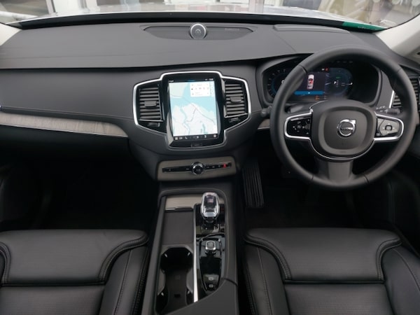 Used Volvo XC90 2024 for sale - 76335704: Photo 2
