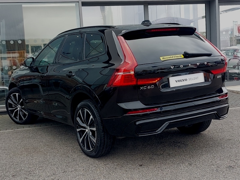 Used Volvo XC60 2024 for sale - 76427417: Photo 3