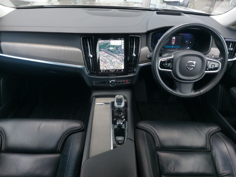 Used Volvo V90 2022 for sale - 76726376: Photo 2