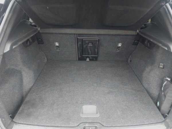 Used Volvo XC40 2021 for sale - 75695802: Photo 8