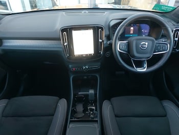 Used Volvo XC40 2024 for sale - 75873557: Photo